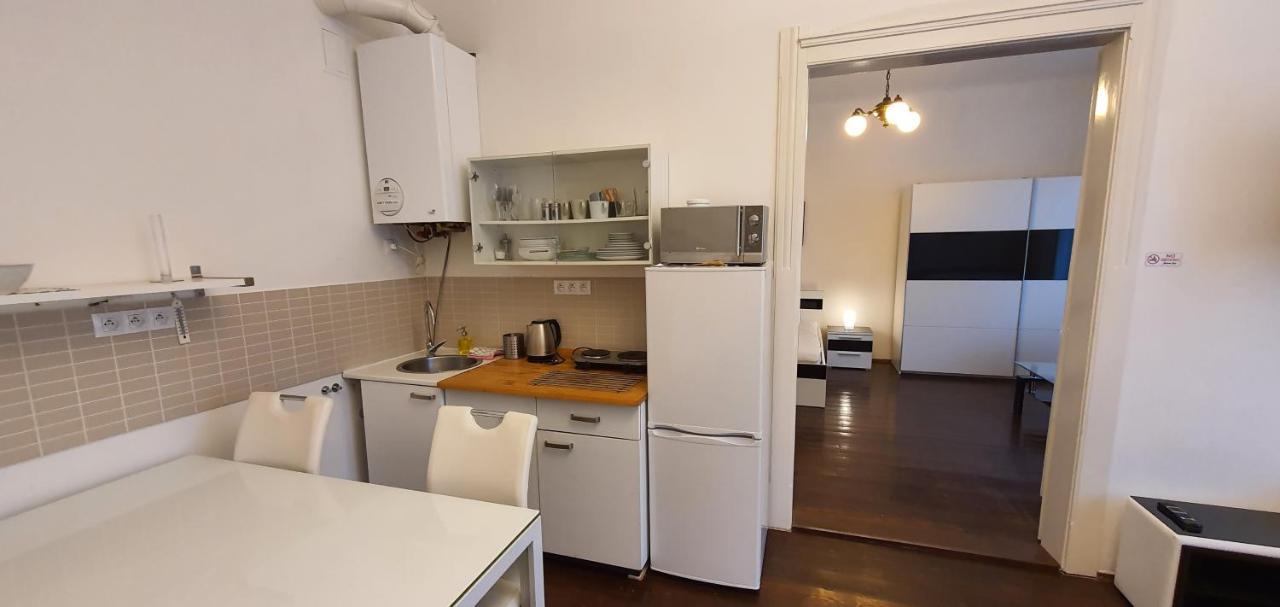 Tower Apartment Praga Zewnętrze zdjęcie