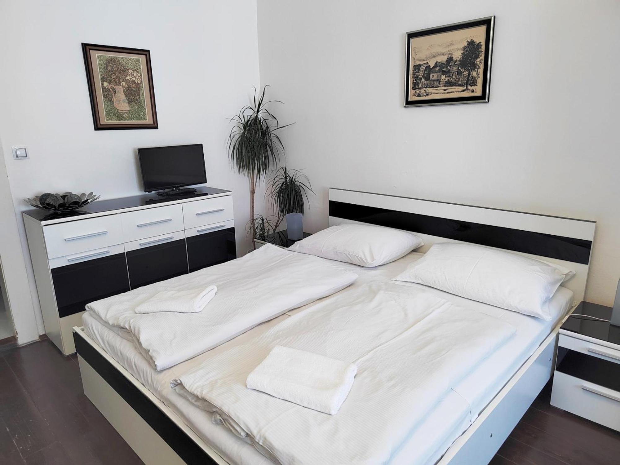 Tower Apartment Praga Zewnętrze zdjęcie