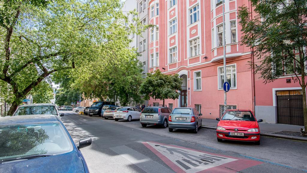Tower Apartment Praga Zewnętrze zdjęcie