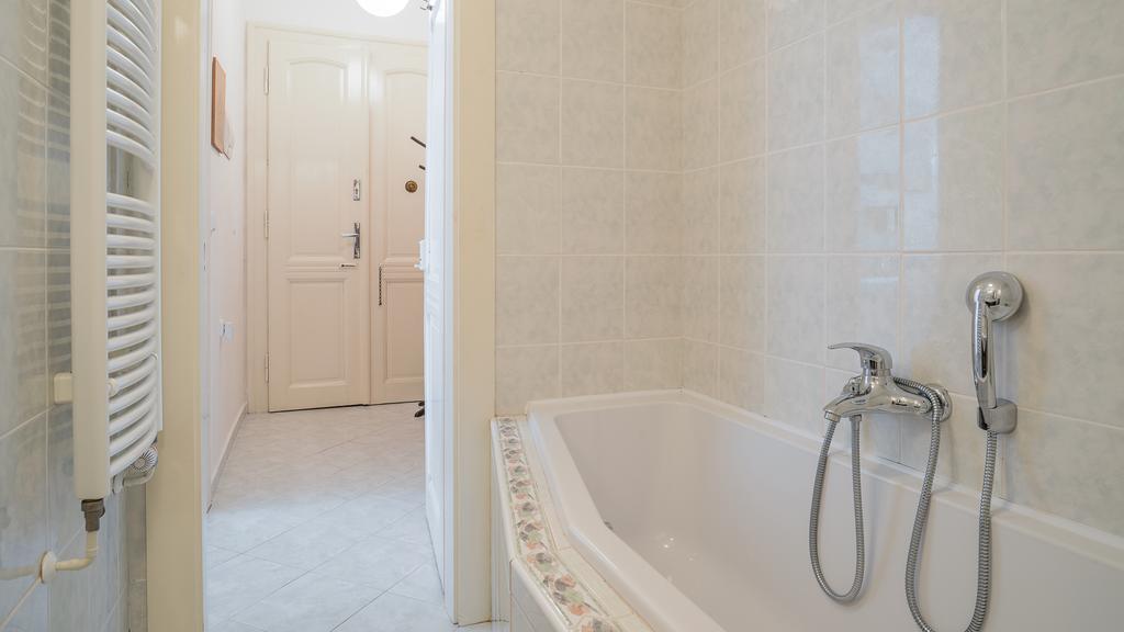 Tower Apartment Praga Zewnętrze zdjęcie